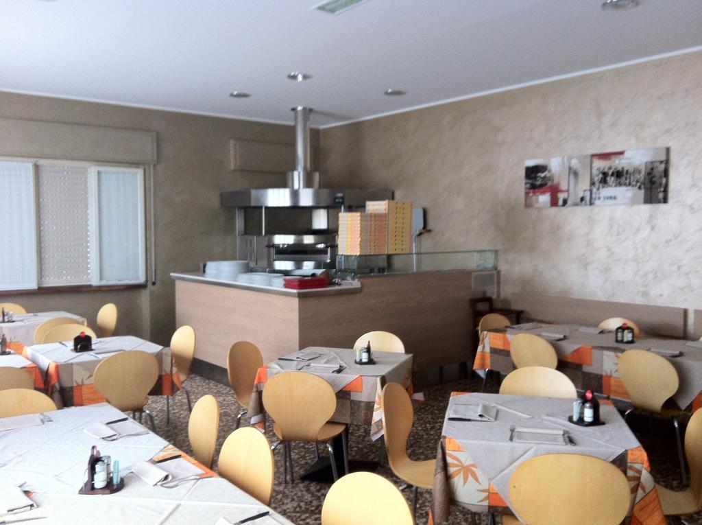 Albergo Cristallo Cittiglio Ngoại thất bức ảnh